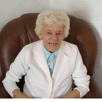 Photo of DORIS JONES