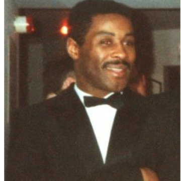 Notice Gallery for EARL HYLTON