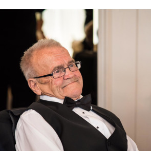 Photo of Dougie FINCHETT