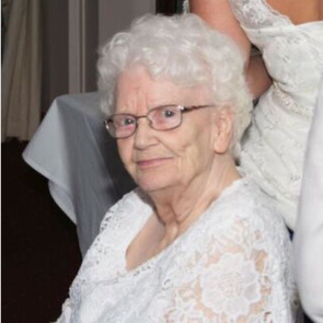 Notice Gallery for Joyce TAYLOR