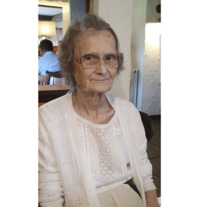 Notice Gallery for Sylvia Claire YATES