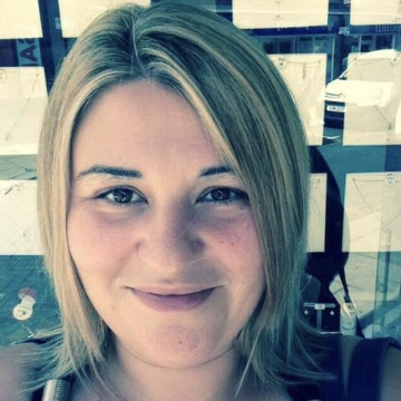Notice Gallery for Louise BIDNELL