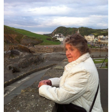 Photo of Brenda Florence HELLOWELL