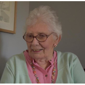 Photo of Dorothy Margaret ROBERTS