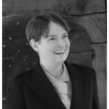 Photo of Claire SAMUELS-HOWARD