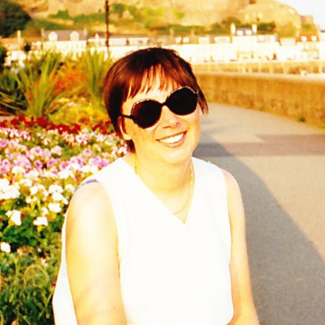 Photo of Debra BARBER