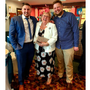 Notice Gallery for LINDA FORSTER