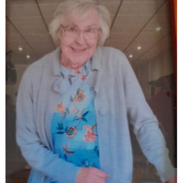 Photo of MACINNES CATHERINE