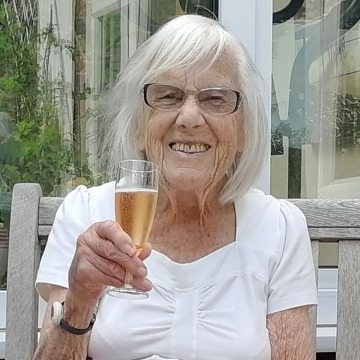 Photo of MARY (EVELYN) BALL