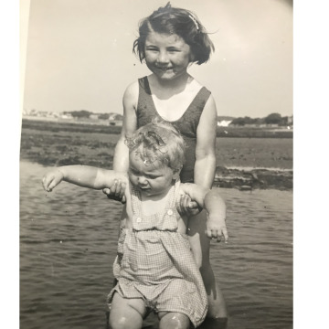 Notice Gallery for CATHERINE AGNEW (NÉE HAUGHAN)