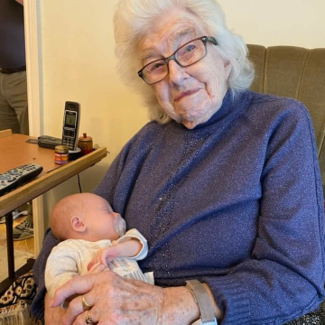 Notice Gallery for Joan HANMER