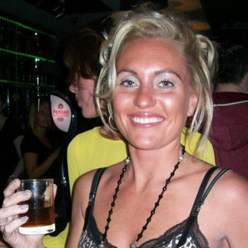 Photo of Louise HINCHLIFFE