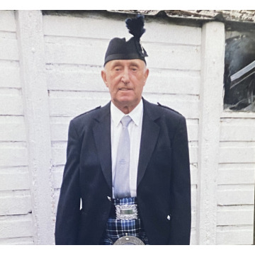 Photo of Brian (Bernard) HIRST