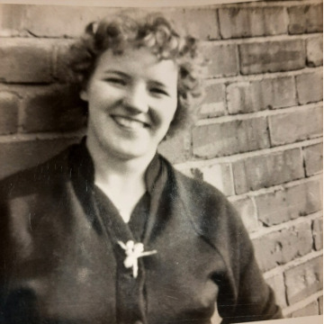 Photo of BARBARA HOWELLS