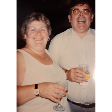 Notice Gallery for Elizabeth BURCHMORE