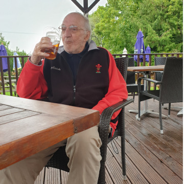 Photo of Clive HILL