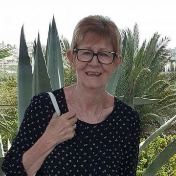 Photo of Gillian Doris LONG