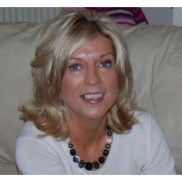 Photo of Lindsay SHACKLETON