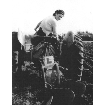 Photo of Barbara HICKEN