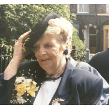 Photo of Winifred CRANE