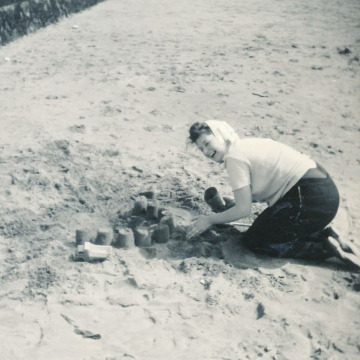 Tribute photo for Jean Laura Irene GIBBS