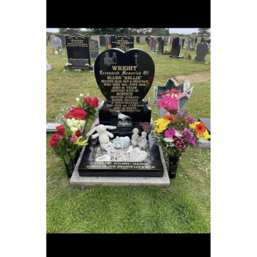 Notice Gallery for Chloe MOLYNEAUX