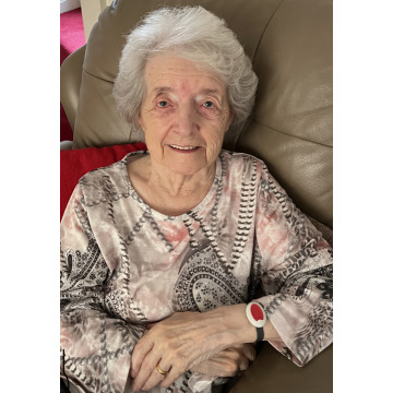 Photo of Valerie Eileen TUCKER  (NEE BALLINGER)