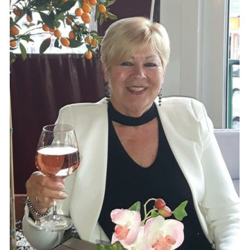 Photo of Christine WHELAN