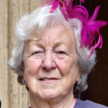 Photo of Elaine SCHOFIELD