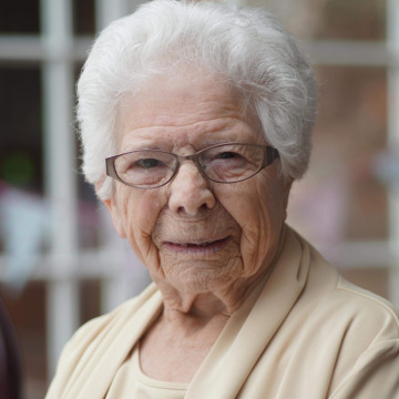 Photo of Winifred Mary WEIR