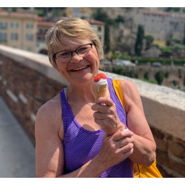 Photo of Sue MBE CREWE-SMITH