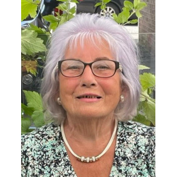 Photo of Dot MCMILLAN