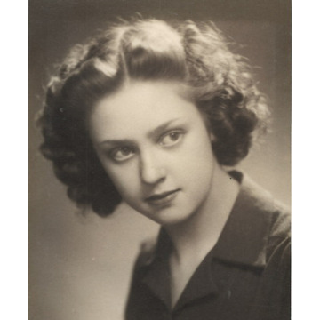 Photo of Joan Elizabeth EVERTON