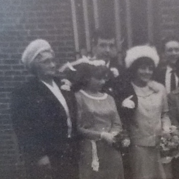 Photo of Christine Pearl HUNT