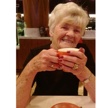 Notice Gallery for Maureen CASTLEDINE