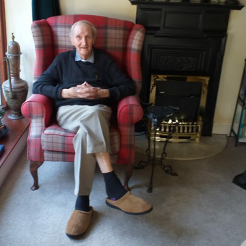Notice Gallery for Denis WALKER