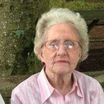 Photo of Pam LLEWELLYN