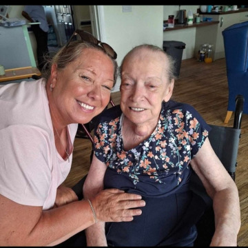 Notice Gallery for Shirley RAINE