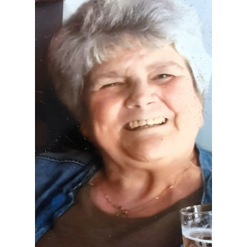 Photo of Iris Maureen POLLARD