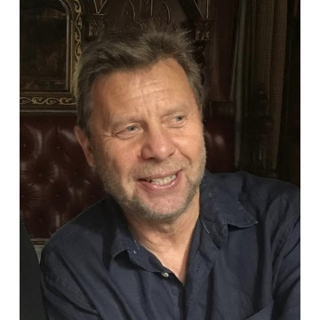 Photo of Steve LOMAS