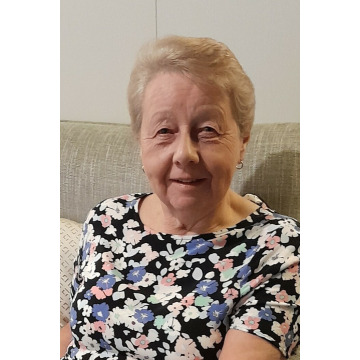 Photo of Linda BREESE