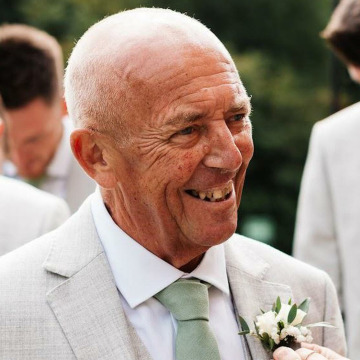 Photo of Andrew DENNIS