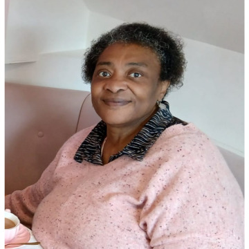 Notice Gallery for Yolande COLE