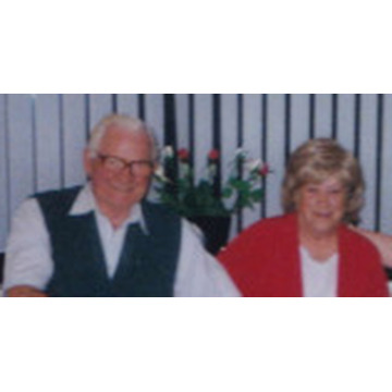 Photo of Alan & Pat HALLIMOND