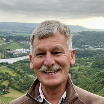 Photo of Leslie George ROBINSON