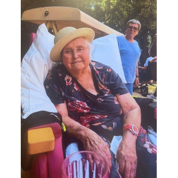 Photo of Grace Edith DINSDALE