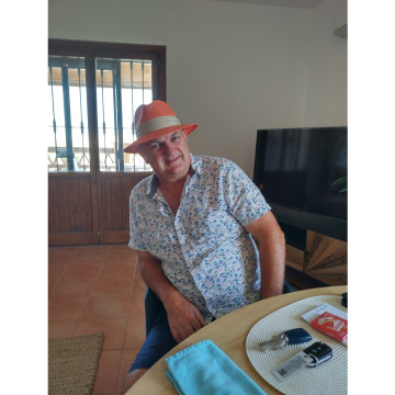 Photo of Stephen HANKS