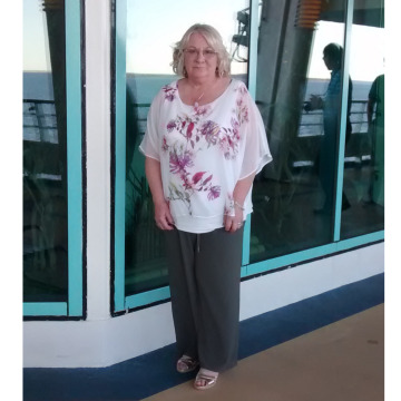 Notice Gallery for Paula HAWKINS