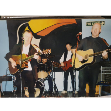 Notice Gallery for Peter DAVEY