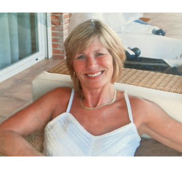 Photo of Gillian SUTTON